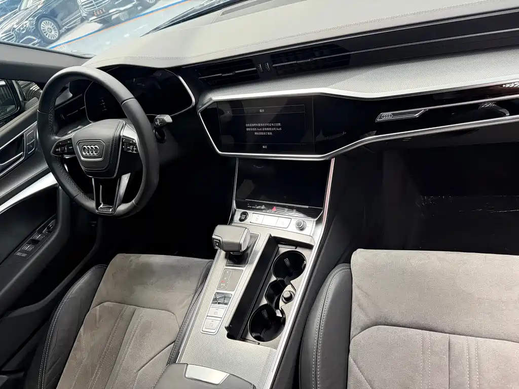 Audi A6L 2023 — фото 11
