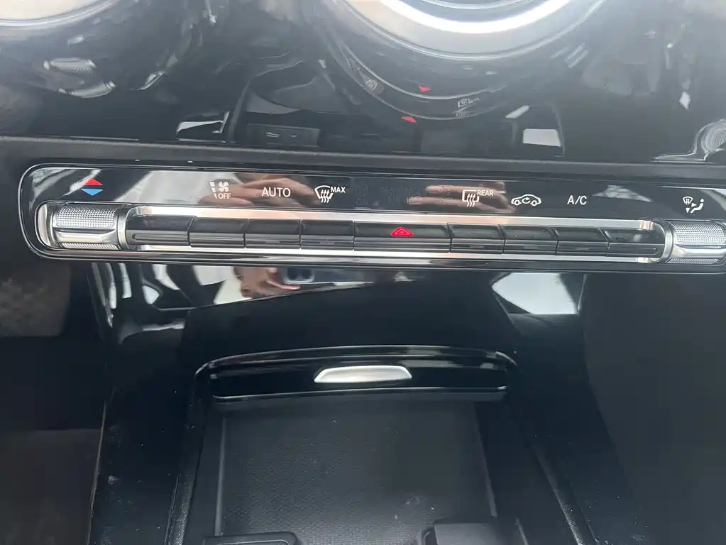Mercedes-Benz A-Class 2022 — фото 10