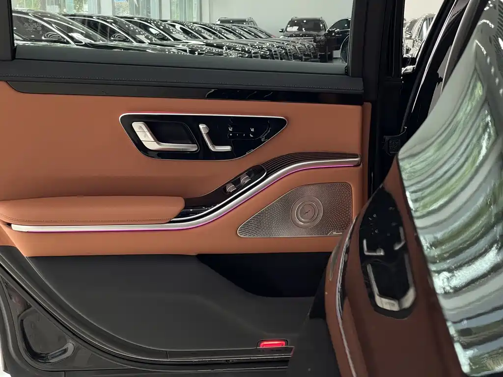 Mercedes-Benz S-Class 2022 — фото 15