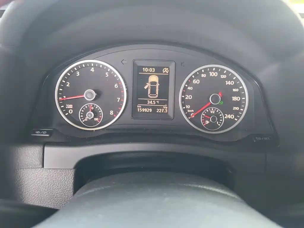 Volkswagen Tiguan 2017 — фото 16