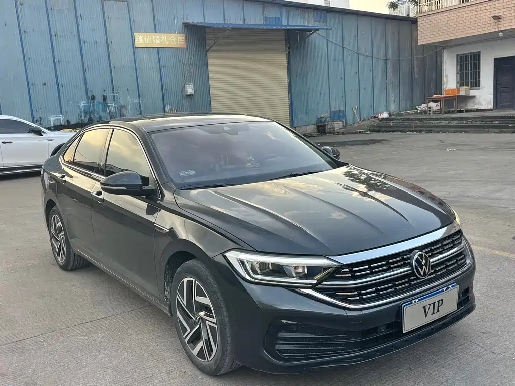 Volkswagen Sagitar 2023