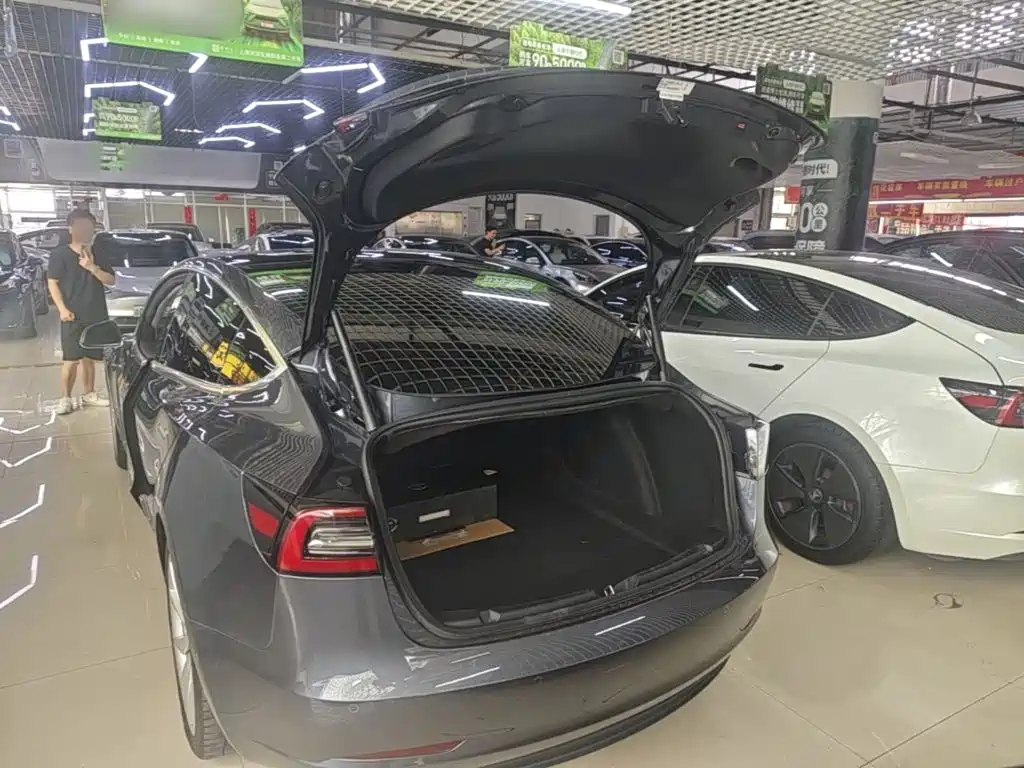 Tesla Model 3 2019 — фото 19
