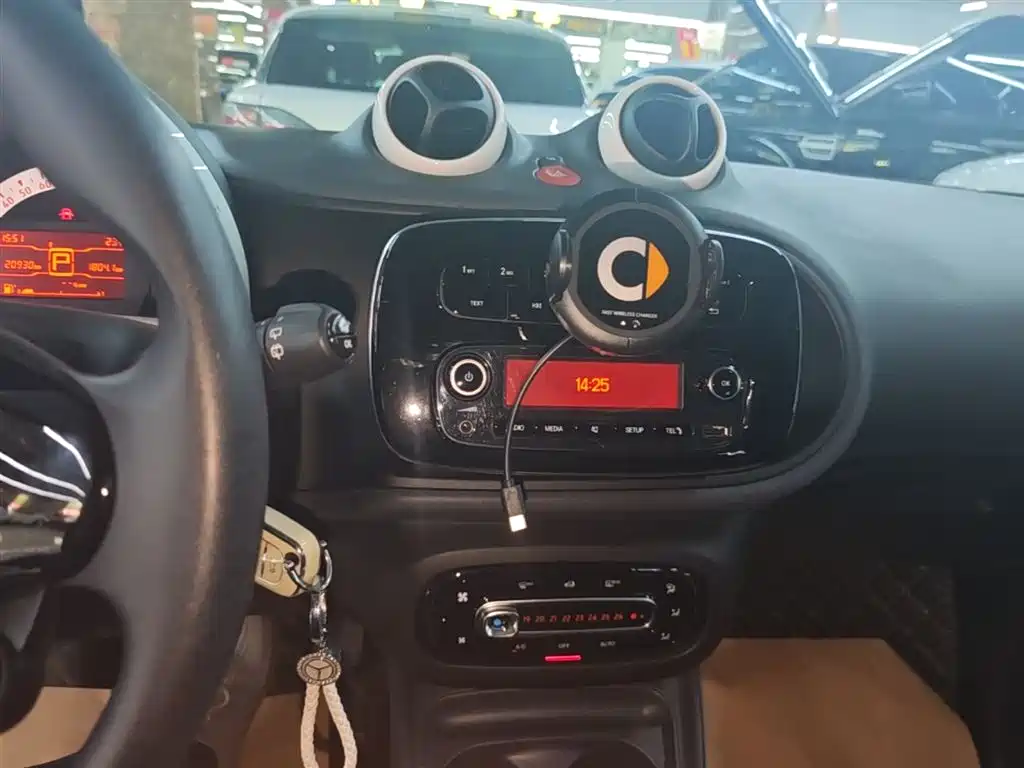 smart Forfour 2016 — фото 13