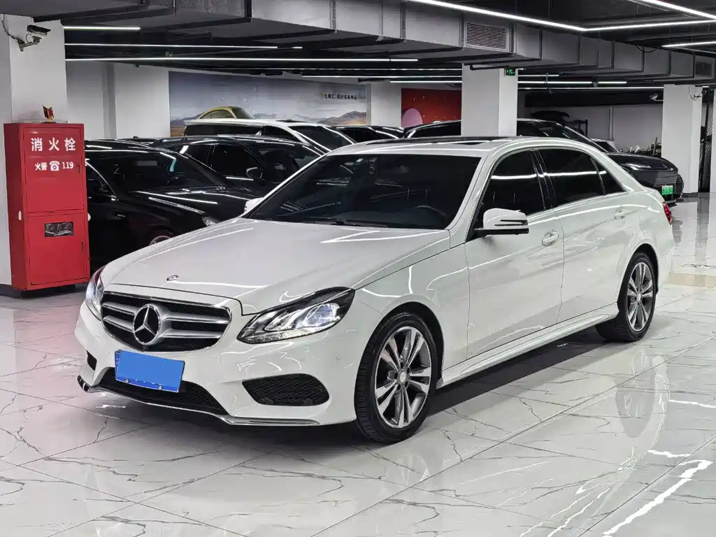 Mercedes-Benz E-Class 2015