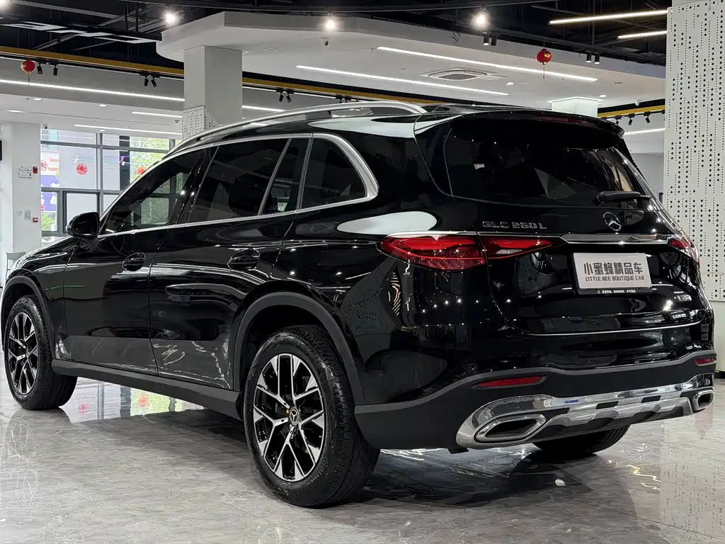 Mercedes-Benz GLC 2025 — фото 13