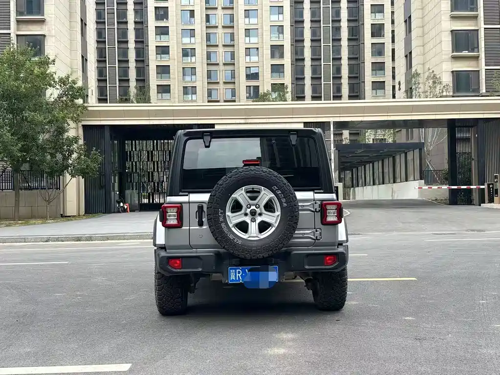 Jeep Wrangler 2018 — фото 4