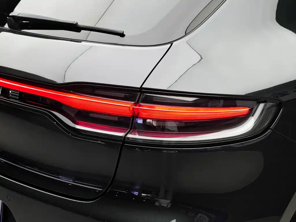 Porsche Macan 2020 — фото 21