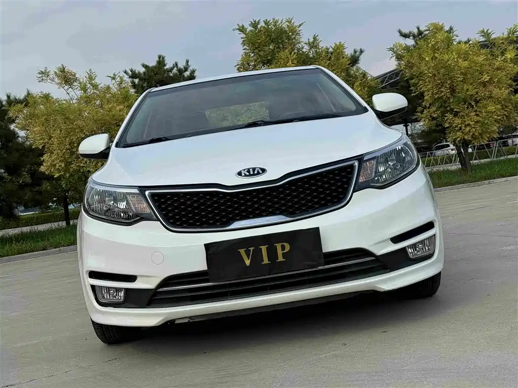 Kia K2 2015 — фото 4