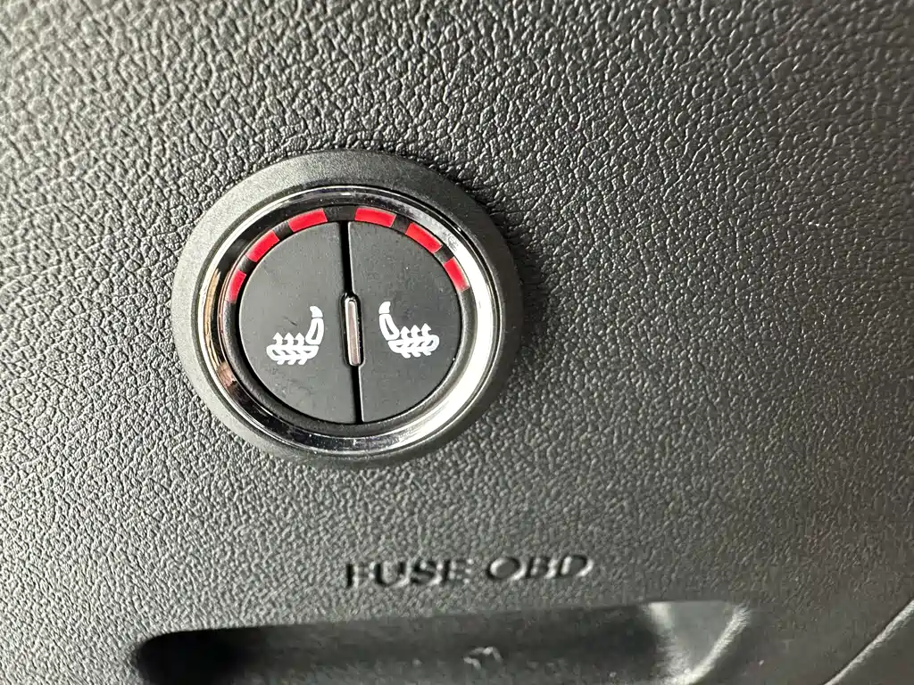 Hyundai Elantra 2023 — фото 14