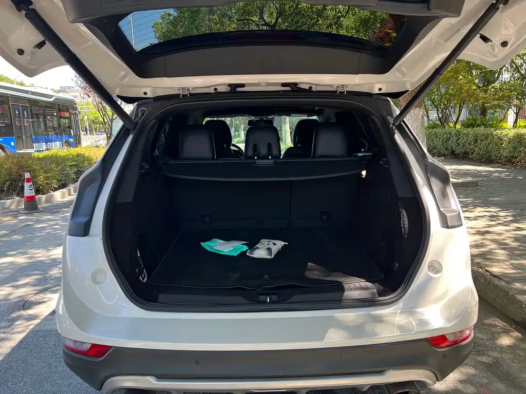 Lincoln MKC 2017 — фото 16