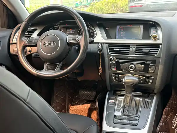 Audi A4L 2013