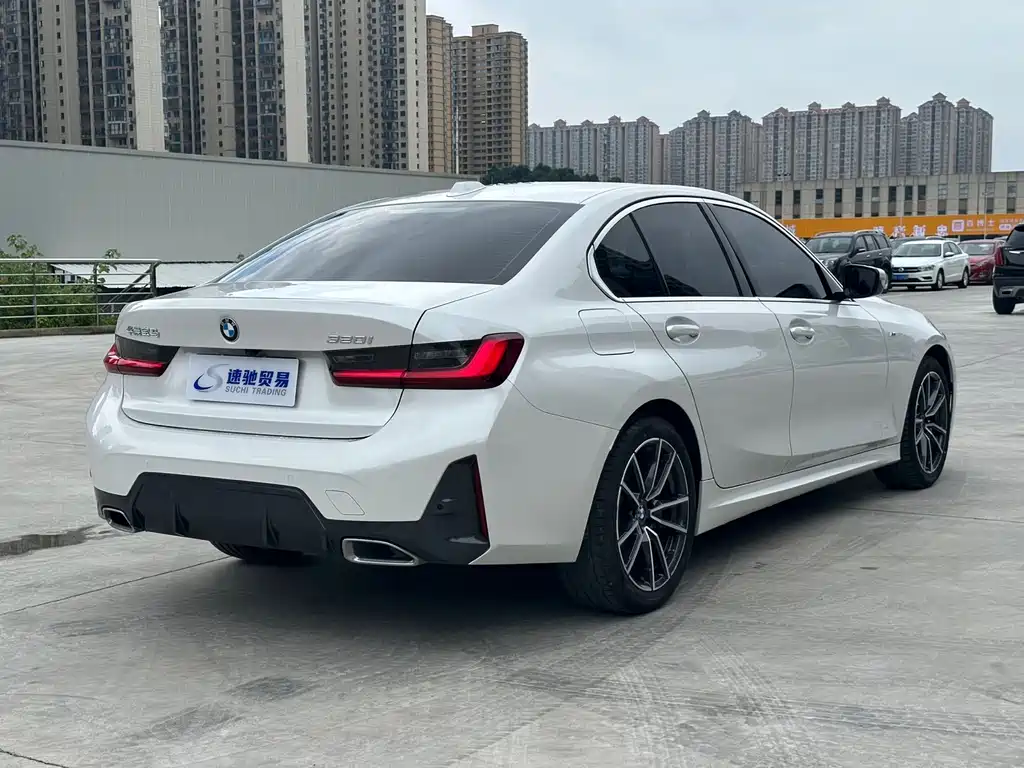 BMW 3 Series 2023