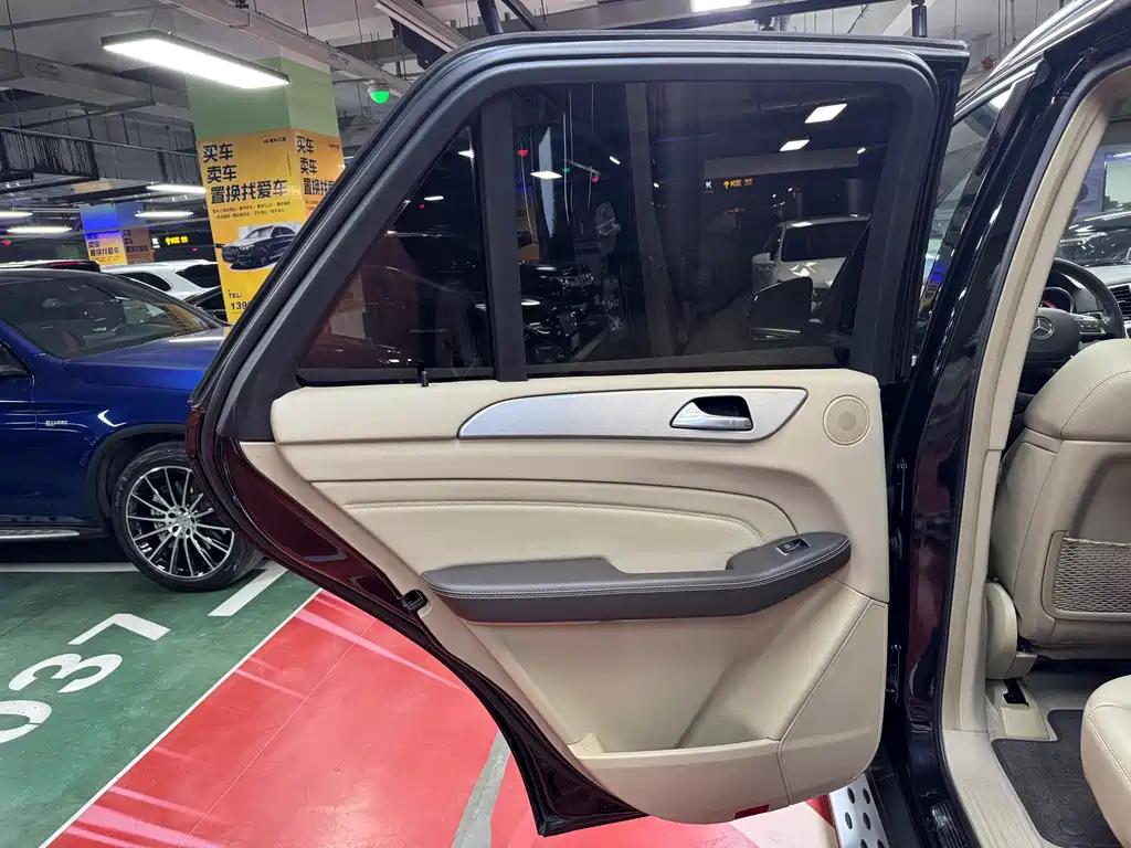 Mercedes-Benz M-Class 2015 — фото 29