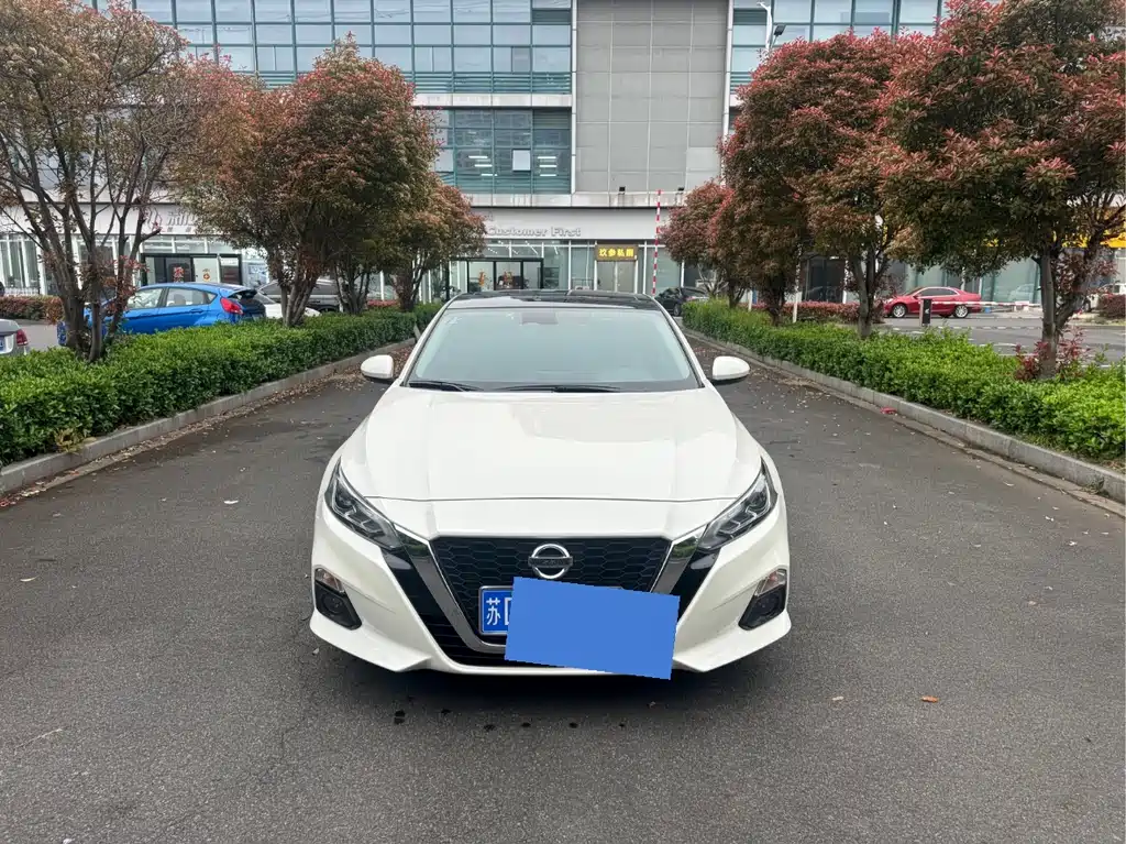 Nissan Teana 2022