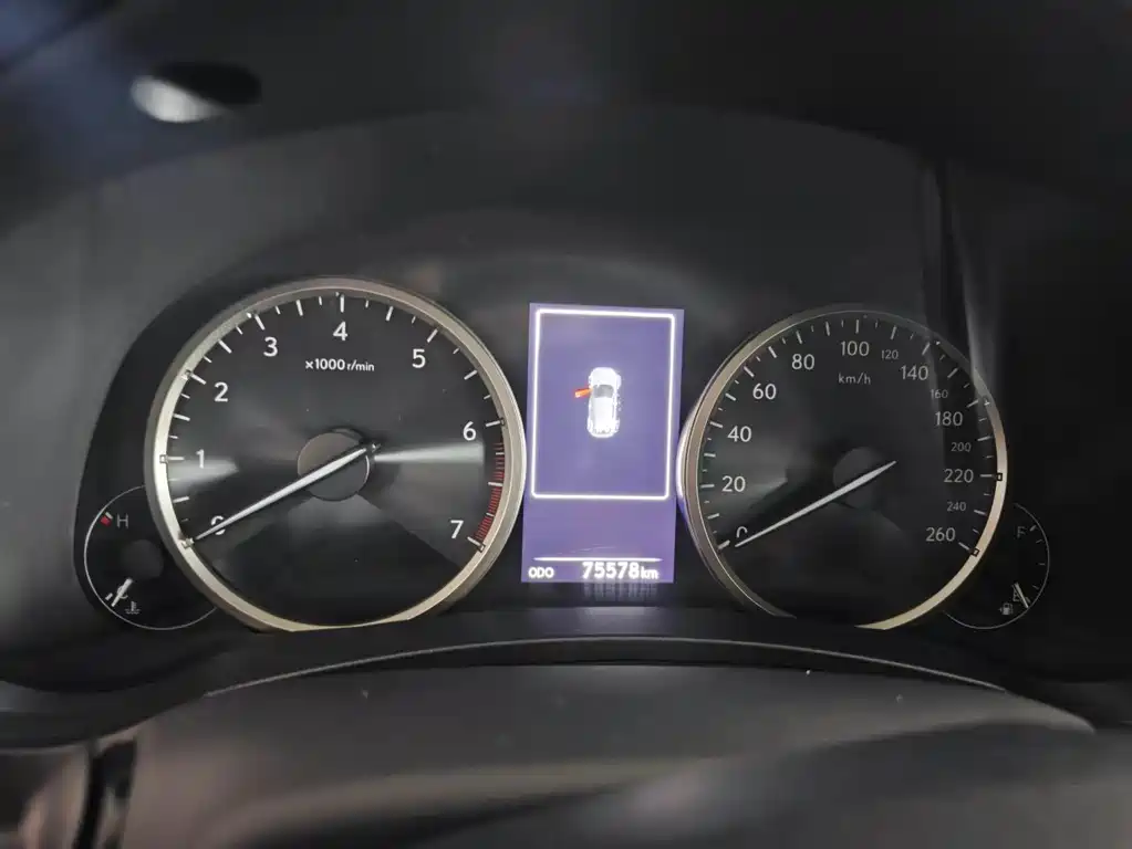 Lexus NX 2019
