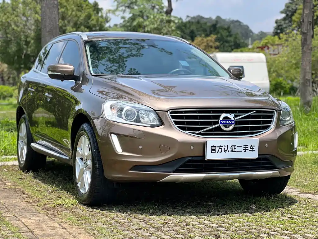 Volvo XC60 2017 — фото 3