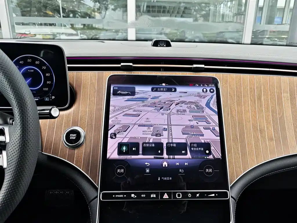 Mercedes-Benz EQE SUV 2025 — фото 13