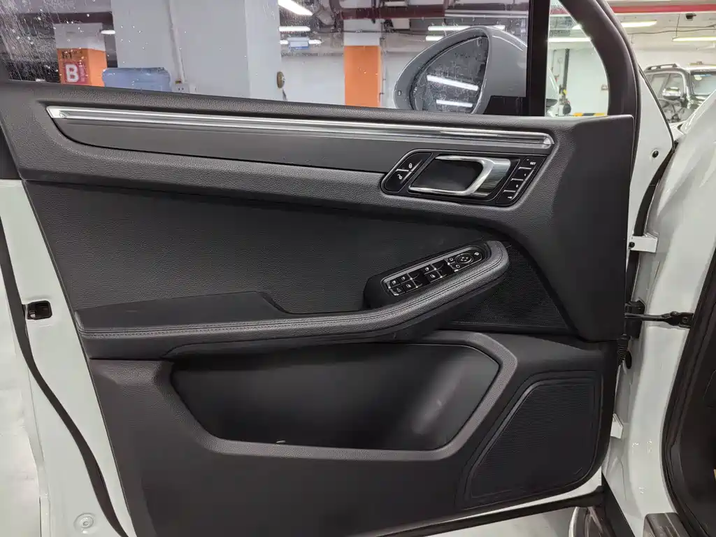 Porsche Macan 2015 — фото 5