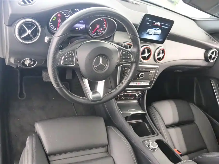 Mercedes-Benz CLA 2017 — фото 9