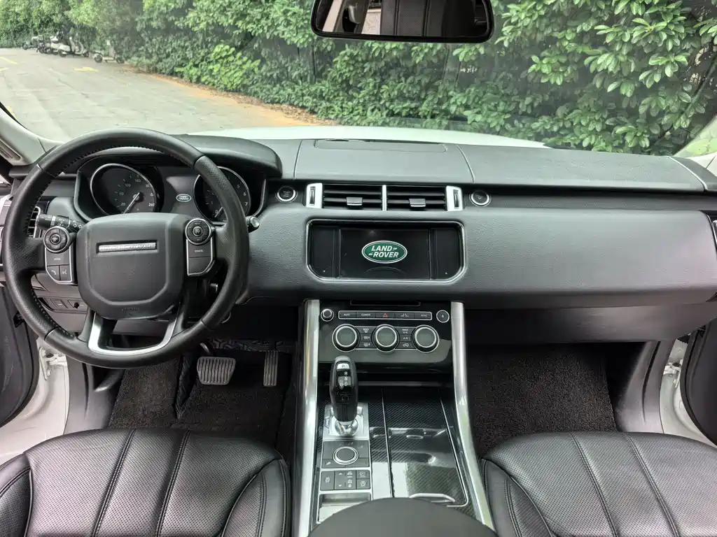 Land Rover Range Rover Sport 2016 — фото 8