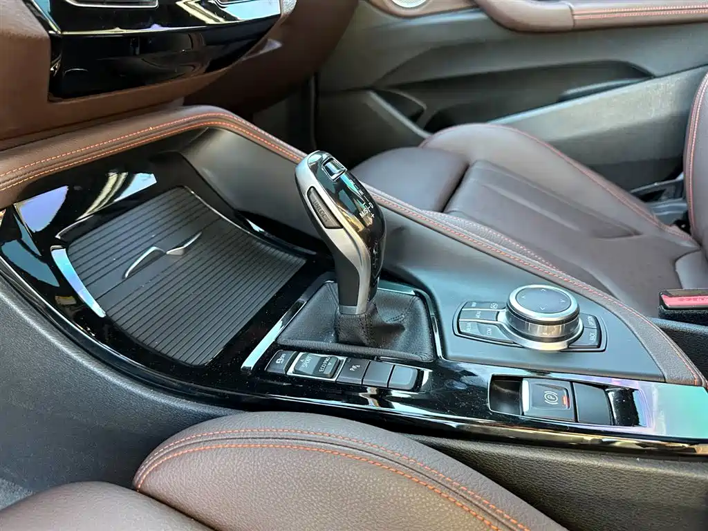 BMW X2 2021 — фото 15