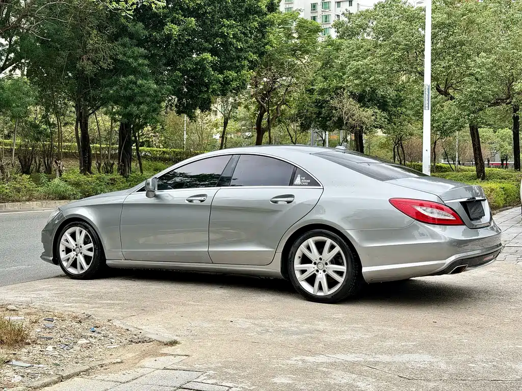 Mercedes-Benz CLS 2015 — фото 9
