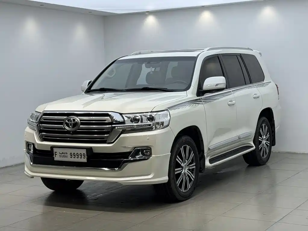Toyota Land Cruiser 2019 — фото 1