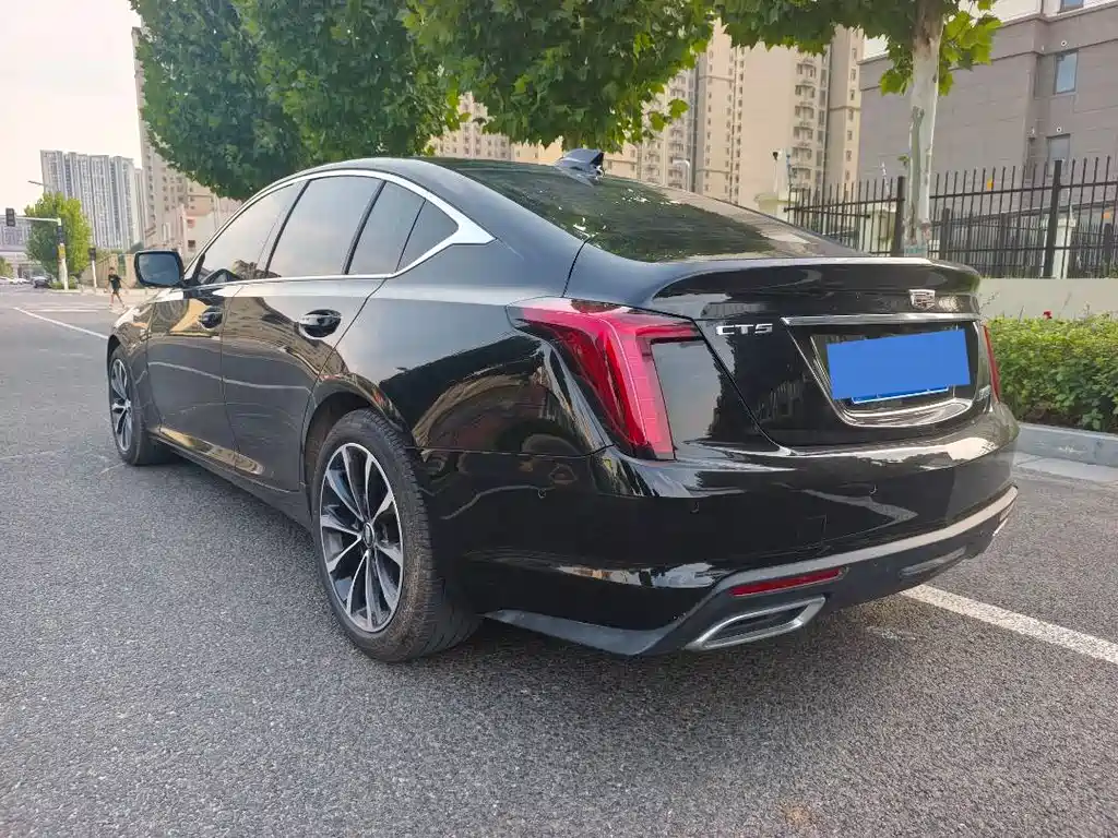 Cadillac CT5 2025 — фото 10