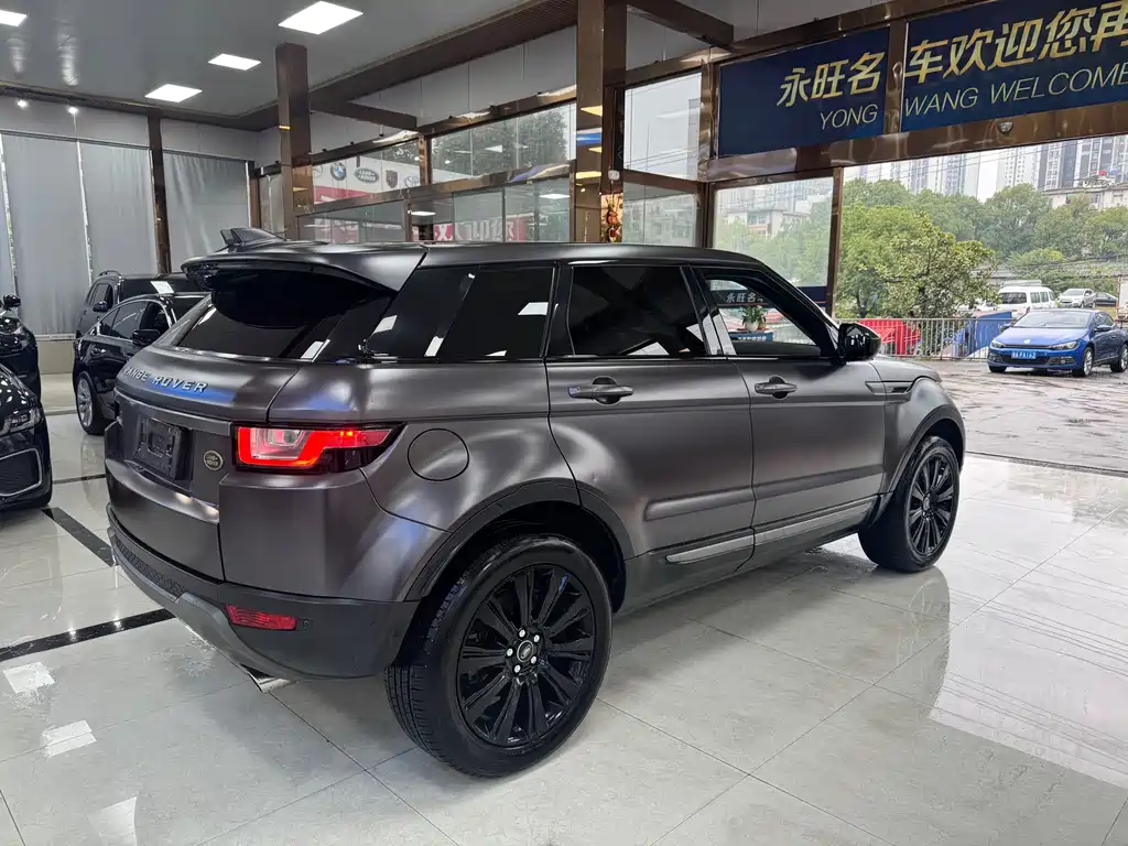Land Rover Evoque 2018 — фото 13