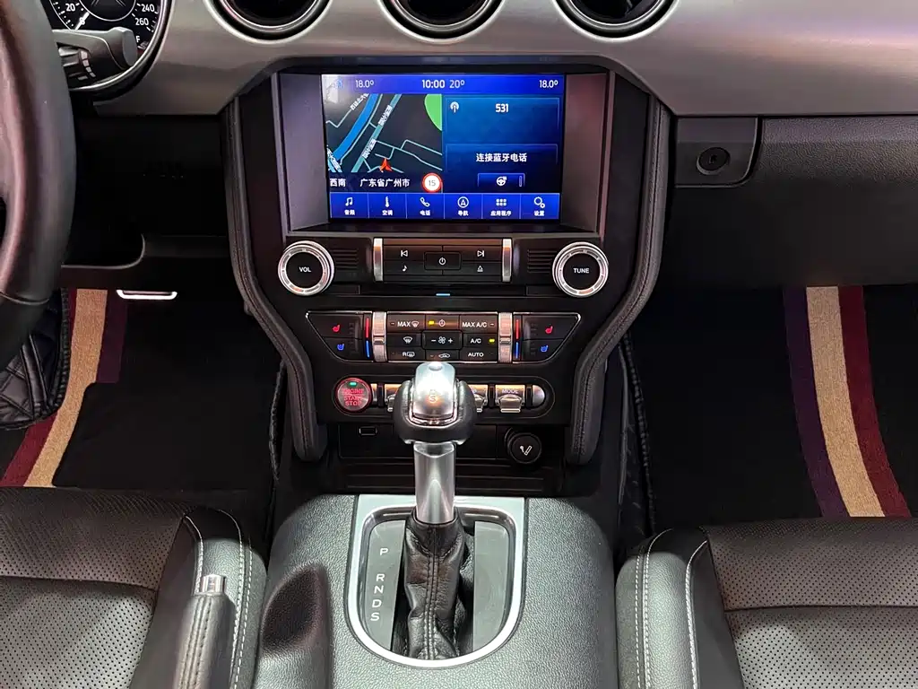 Ford Mustang 2020 — фото 18