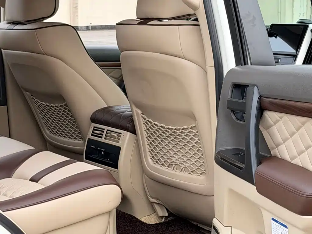 Toyota Land Cruiser 2019 — фото 13