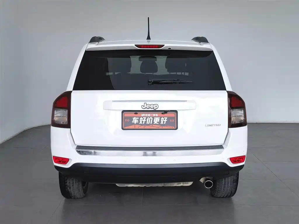 Jeep Compass 2015 — фото 4
