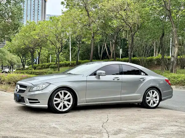 Mercedes-Benz CLS 2012