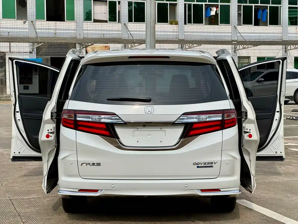 Honda Odyssey 2021 — фото 19
