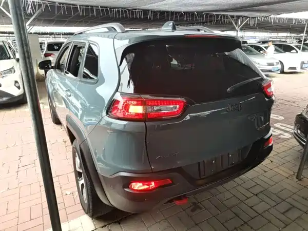 Jeep Cherokee 2017
