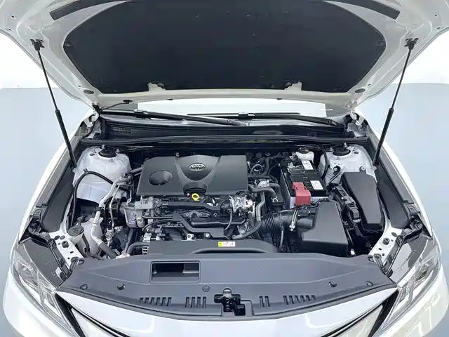 Toyota Camry 2022 — фото 17