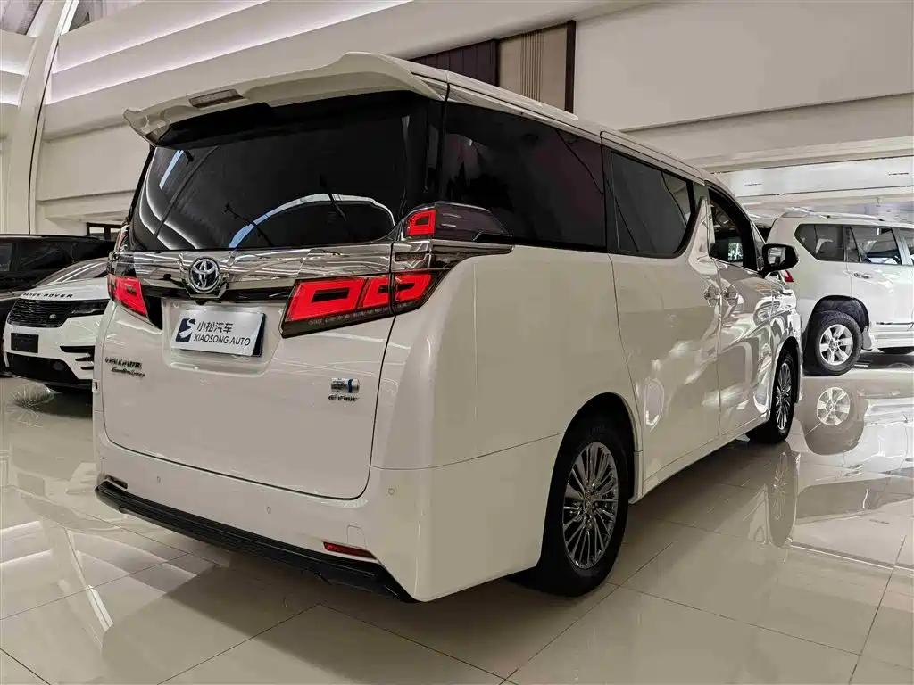Toyota Vellfire 2021 — фото 2