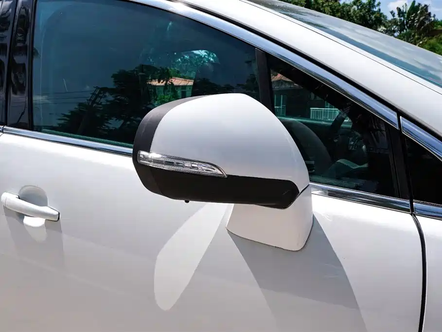 Peugeot 3008 2016 — фото 19