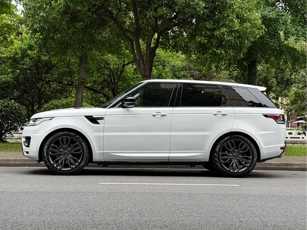 Land Rover Sport 2017 — фото 21