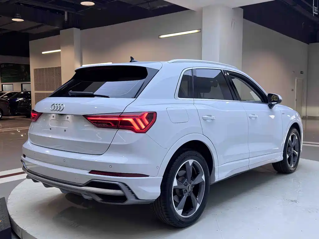 Audi Q3 2022