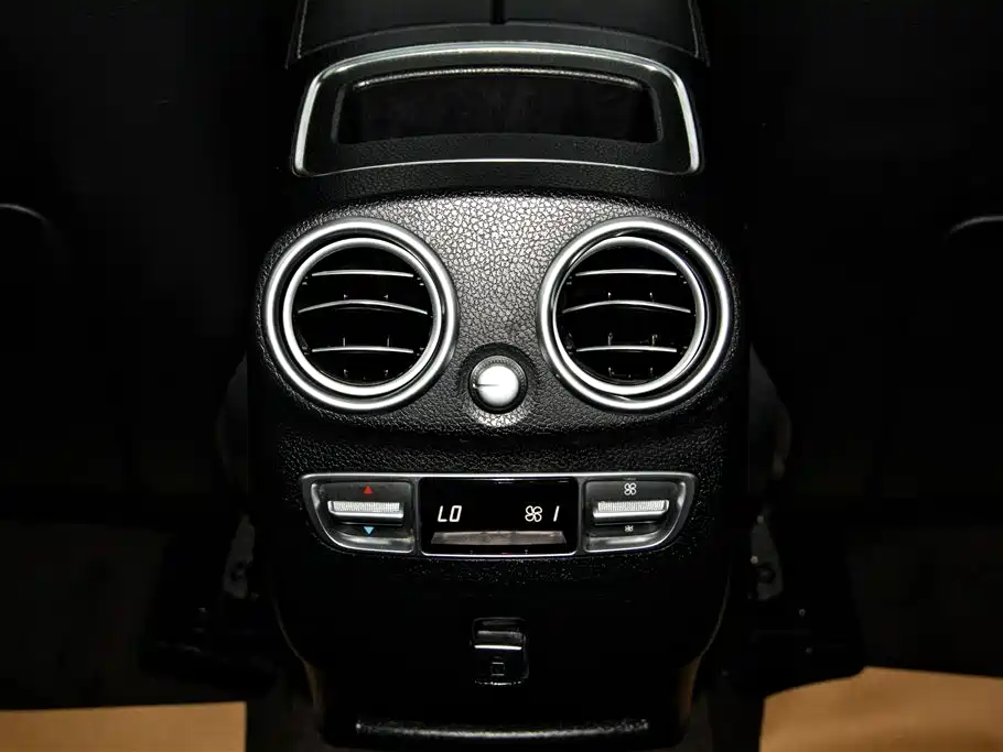 Mercedes-Benz GLC 2021 — фото 25