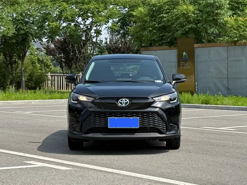 Toyota Frontlander 2023