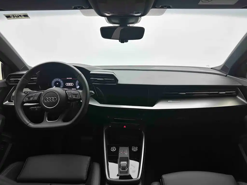 Audi A3 2022 — фото 14