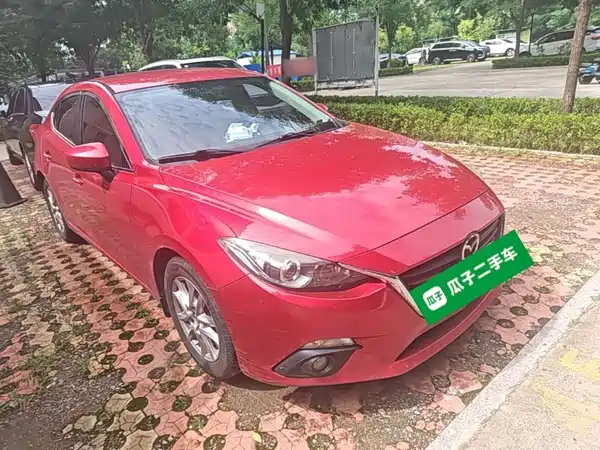 Mazda 3 Axela 2016