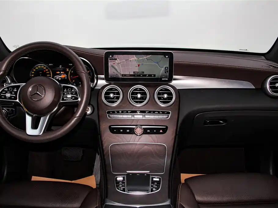Mercedes-Benz GLC 2021 — фото 13