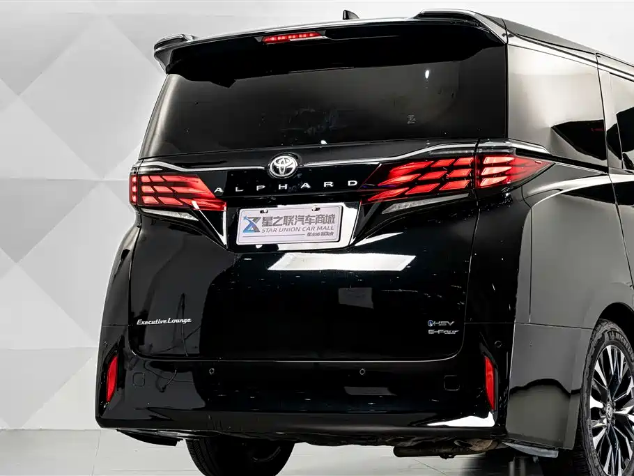Toyota Alphard 2024 — фото 7