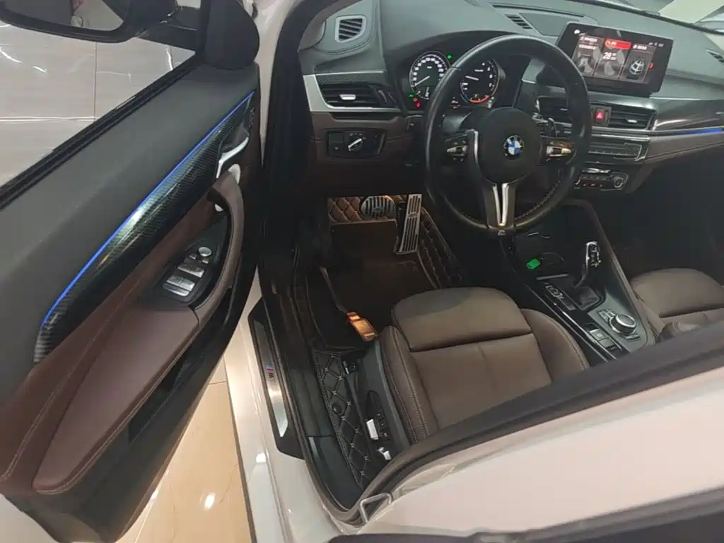 BMW X2 2023 — фото 16