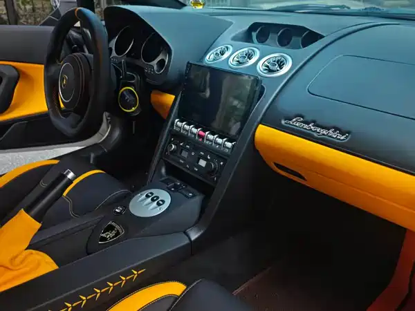 Lamborghini Gallardo 2015