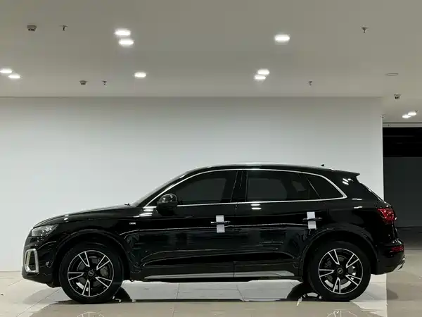 Audi Q5L 2022