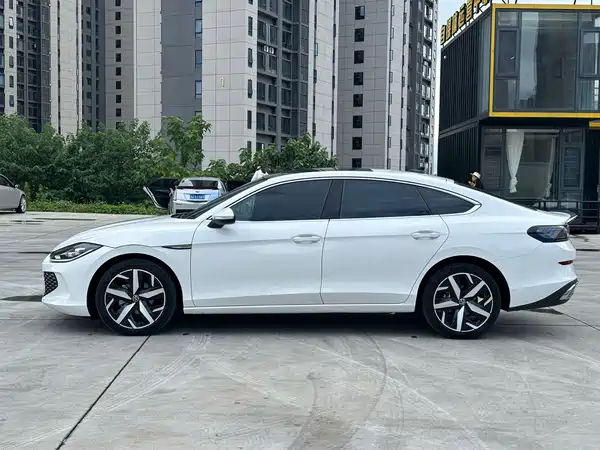 Volkswagen Lamando 2023